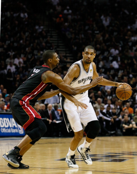 功成身退，阿尔巴、布斯克茨在退役之战中夺得美职联总冠军（阿尔巴与布斯克茨谢幕之战，加冕美职联总冠军）