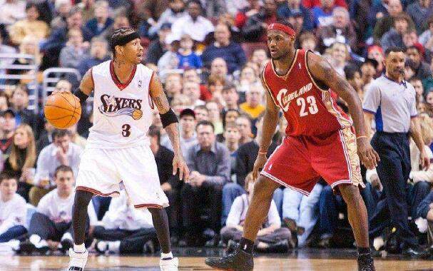 本泽马：现在的皇马队内缺少领袖；皇马永远是我的球队（本泽马直言皇马如今缺乏领袖：皇马始终是我的球队）